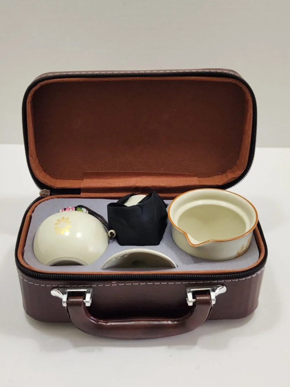 NEW Royal Hawaiian Center Lunar New Year Travel Tea Set - Year of the Horse